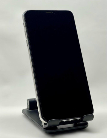 apple-iphone-xs-max-64-gb-silver-big-4