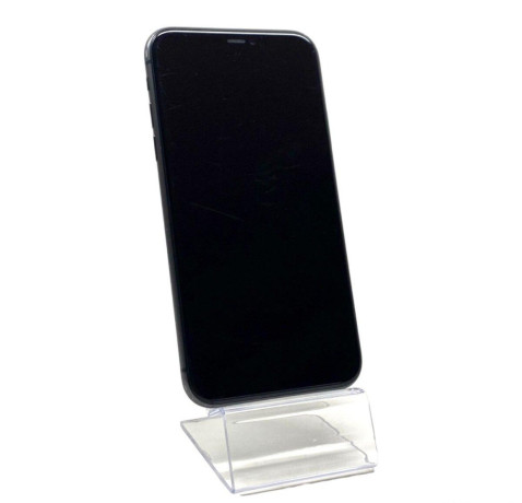 apple-iphone-11-64-gb-black-zaruka-12-mesiacov-big-1
