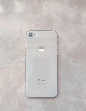 iphone-8-white-64gb-big-3