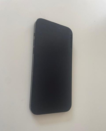 krasny-iphone-14-pro-max-256gb-big-0
