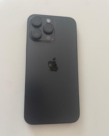 krasny-iphone-14-pro-max-256gb-big-1