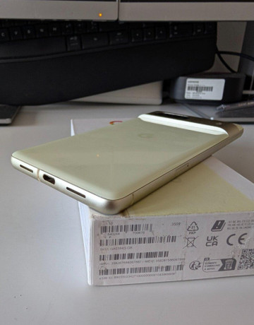 google-pixel-7-128gb-lemongrass-big-3