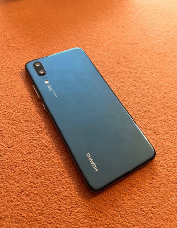 huawei-p20-128gb4gb-midnight-blue-big-2