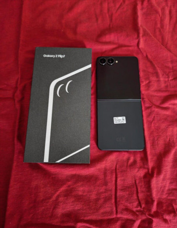 samsung-galaxy-z-flip-7-512gb-top-stav-zaruka-big-2