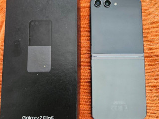 samsung-galaxy-z-flip-5-256gb-grahite
