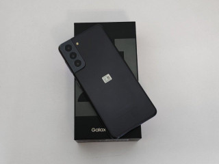 samsung-galaxy-s21-128gb-sivy