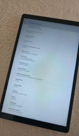 lenovo-tab-m10-hd-big-3