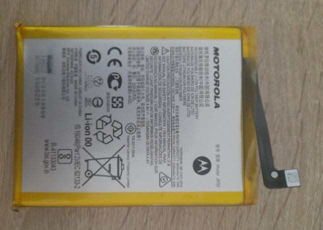 motorola-defy-big-2