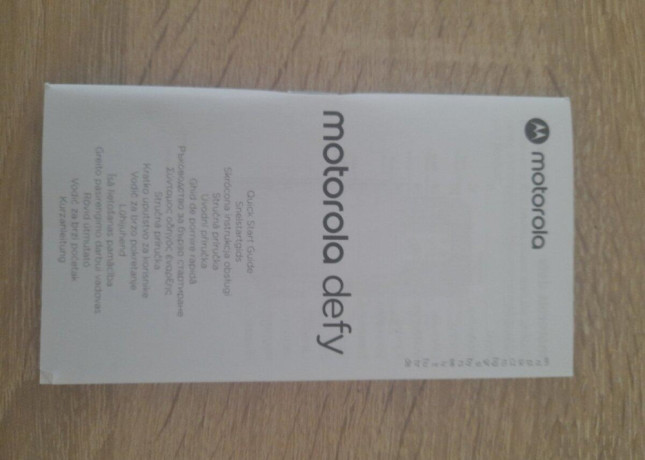 motorola-defy-big-4