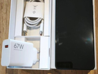 xiaomi-redmi-note-12pro-4g-top-stav