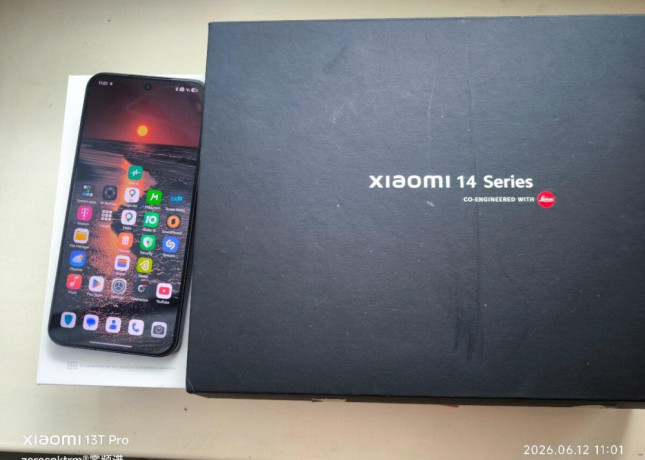 xiaomi-14-12512gb-black-5g-xiaomi-explorer-kit-big-3