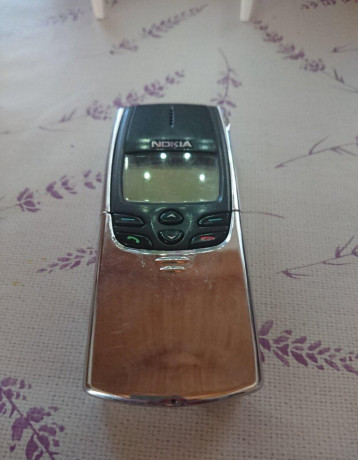 nokia-8810-big-0