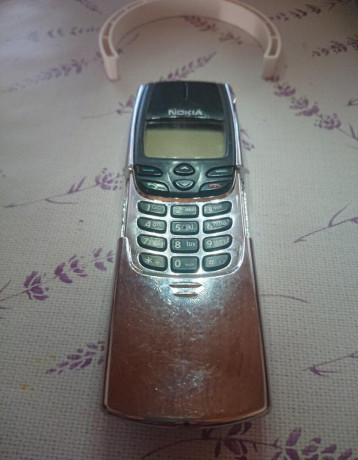 nokia-8810-big-1