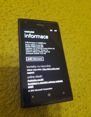 nokia-lumia-900-big-0