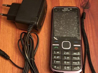 na-predaj-nokia-c500-2