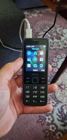 nokia-tlacitkovy-mobil-big-2