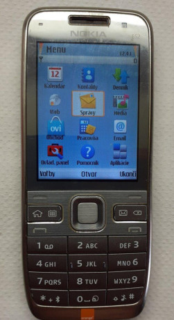 nokia-e52-big-0