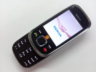 nokia-7230-slide-top-stav