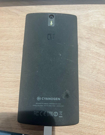 cyanogen-telefon-big-1