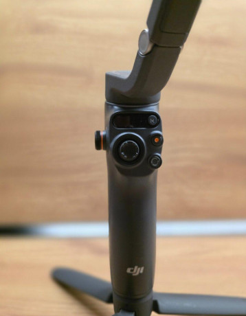 predam-dji-osmo-mobile-6-big-2