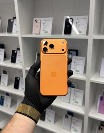 apple-iphone-17-pro-max-256gb-cosmic-orange-big-0