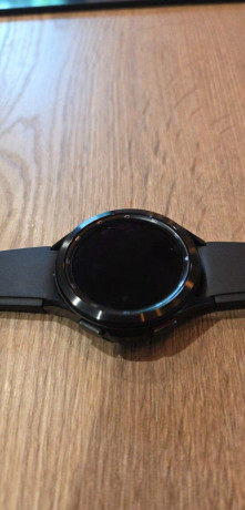 samsung-galaxy-watch-4-classic-big-2