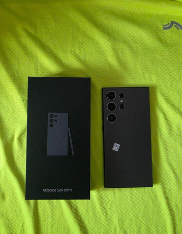 samsung-galaxy-s24-ultra-512gb-len-sms-big-1