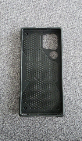 samsung-galaxy-s25-ultra-uag-big-1