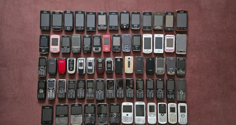predam-tuto-zbierku-samsung-telefonov-big-0