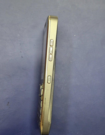 predam-nokiu-e52-big-2