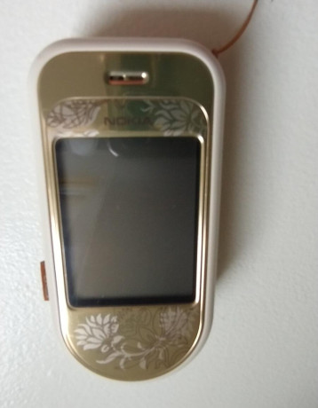 predam-retro-telefon-nokia-big-0