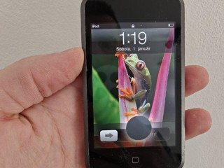 apple-ipod-touch-8gb