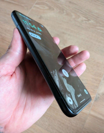 google-pixel-8a-big-0