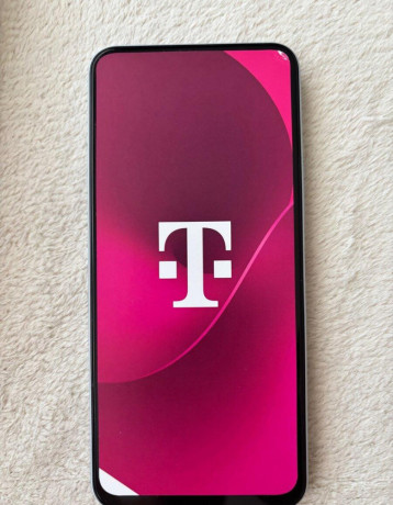 t-phone-3-128-gb-6gb-big-0