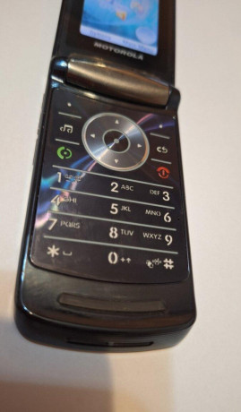 motorola-v8-big-4
