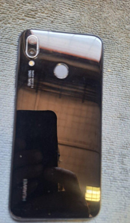 huawei-p20-lite-464gb-dual-sim-big-2