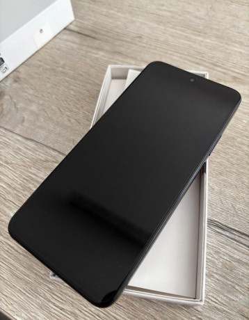 honor-400-smart-big-2