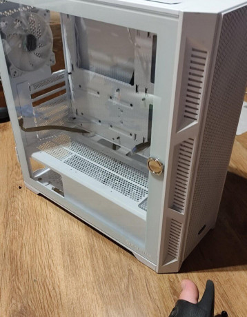atx-white-case-big-1
