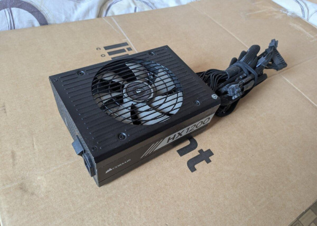 corsair-hx-1200-80-platinum-v-perfektnom-stave-big-0