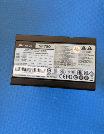 corsair-sf750-big-3