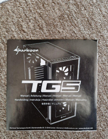 skrinka-sharkoon-tg5-atx-tempered-glass-big-3