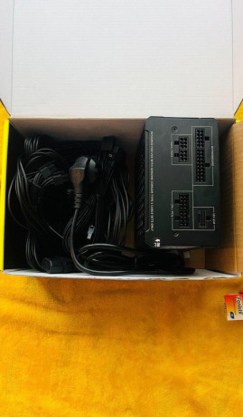 pc-zdroj-corsair-rm650e-2025-big-1