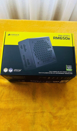 pc-zdroj-corsair-rm650e-2025-big-0