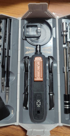 180dielna-sada-naradia-na-jemnu-mechaniku-big-3