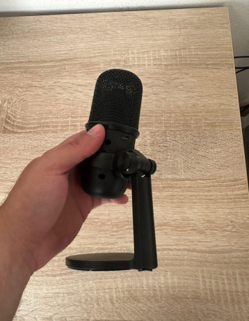 mikrofon-hyperx-solocast-big-1