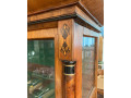intarzovana-biedermeier-vitrina-small-0