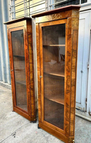 biedermeier-rohove-vitriny-big-2