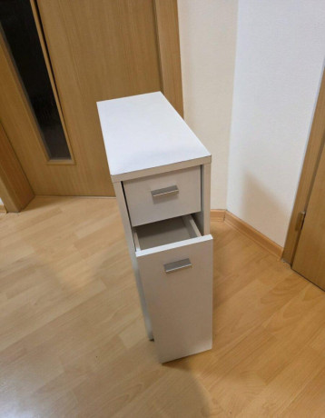 darujem-za-odvoz-kupelnovu-skrinku-big-0
