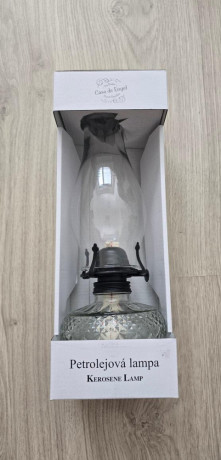 upne-nova-petrolejova-lampa-big-0