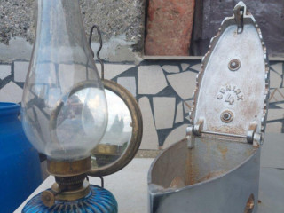 starozitna-lampa-a-zehlicka